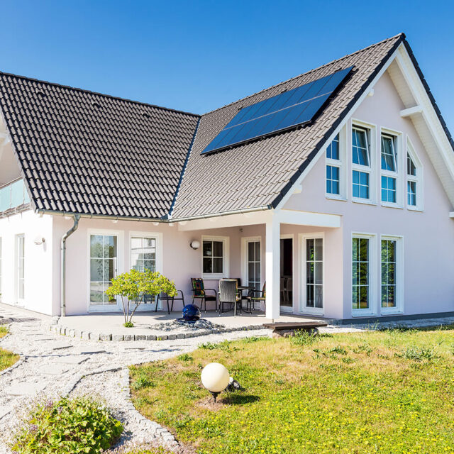 https://www.rohrpilot.de/wp-content/uploads/2024/05/einfamilienhaus_rueckstauschutz-640x640.jpg