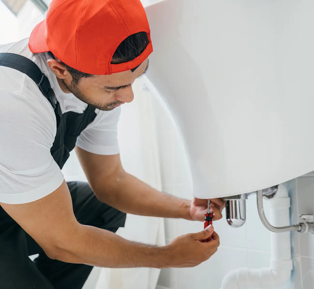 Rohrreinigung bei einer verstopften Toilette