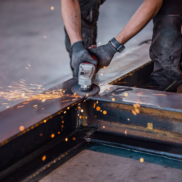 https://www.rohrpilot.de/wp-content/uploads/2024/05/rohrpilot_industrieanlage_metalverarbeitungsanlage-640x640.jpg