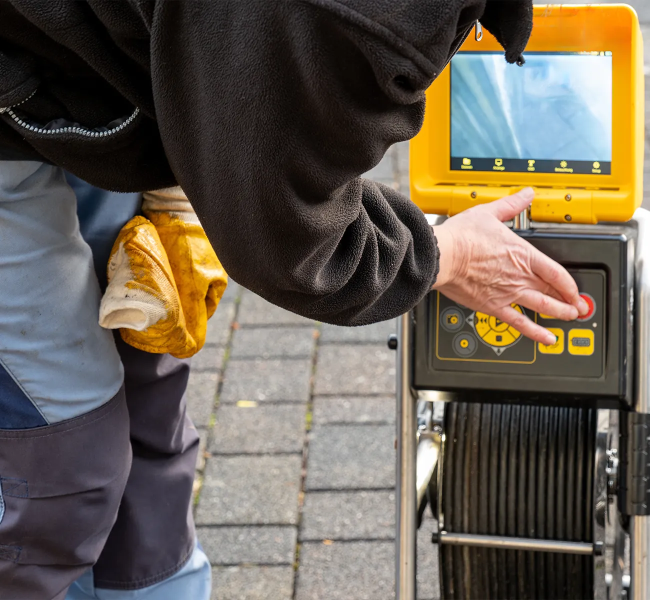 https://www.rohrpilot.de/wp-content/uploads/2024/06/rohrpilot-servicepakete3.webp